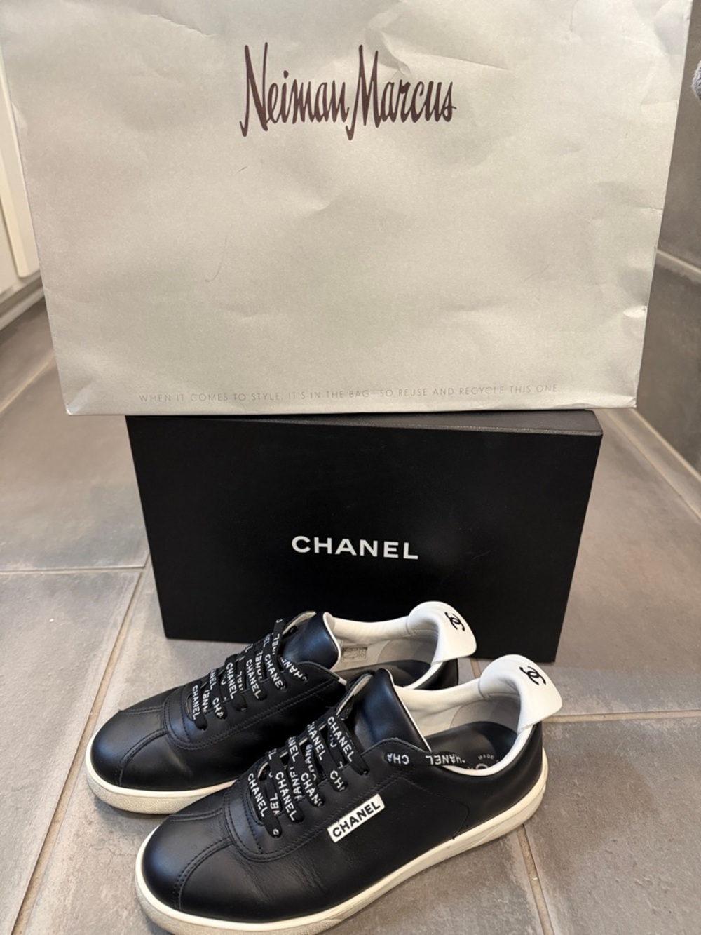 Authentic CHANEL Black and White Leather Low-Top Sneakers - Picture 2 of 4